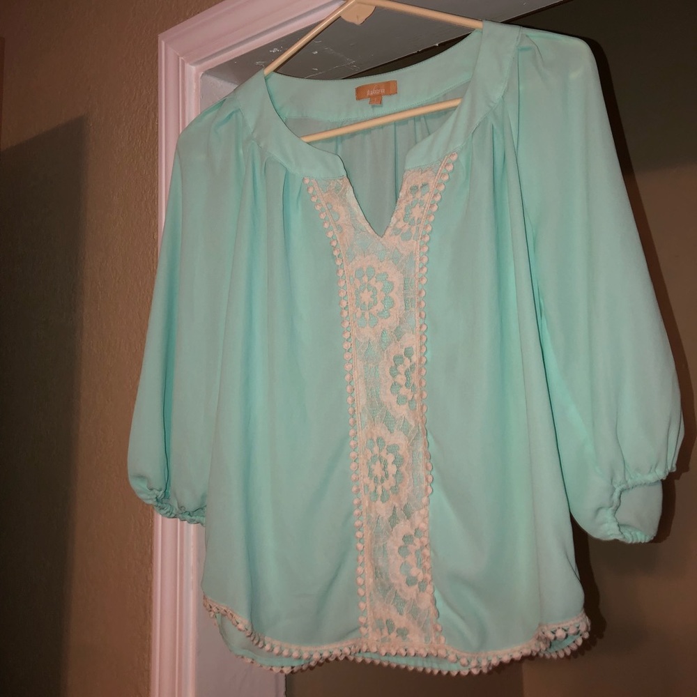 Women’s blouse
